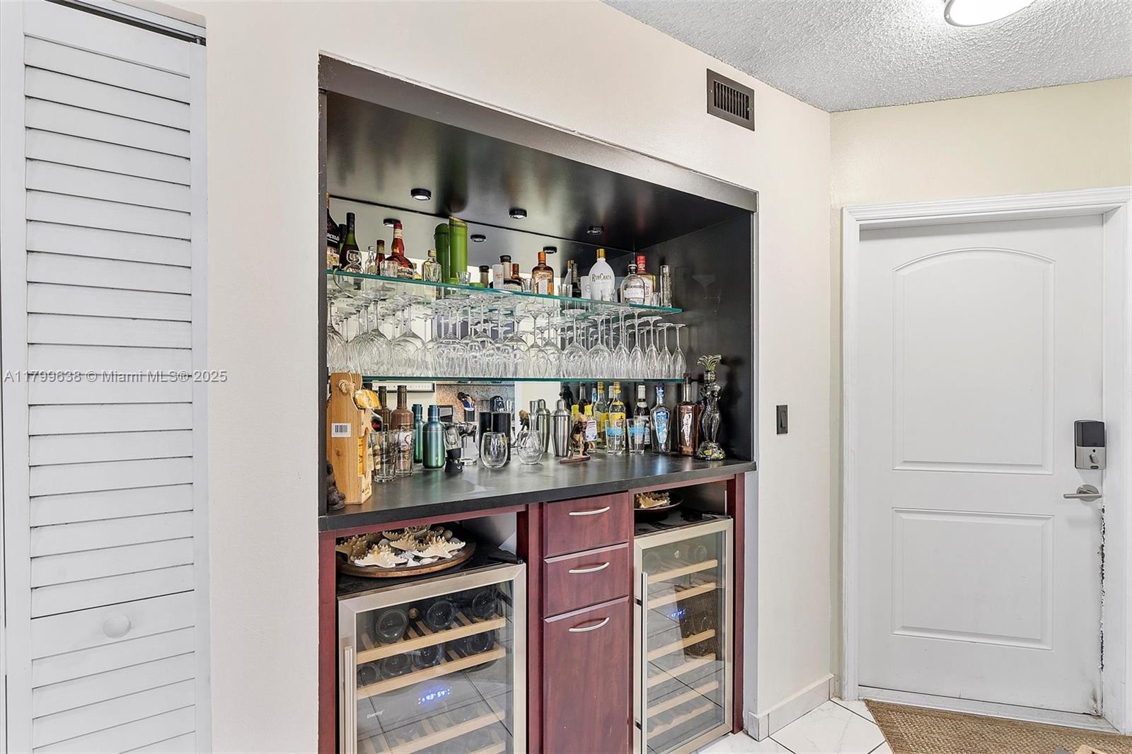 1750 W 46th St #528, Hialeah, Florida image 9