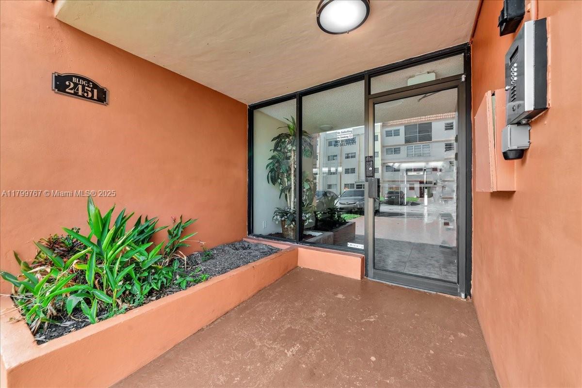 2451 NW 41st Ave #304, Lauderhill, Florida image 3