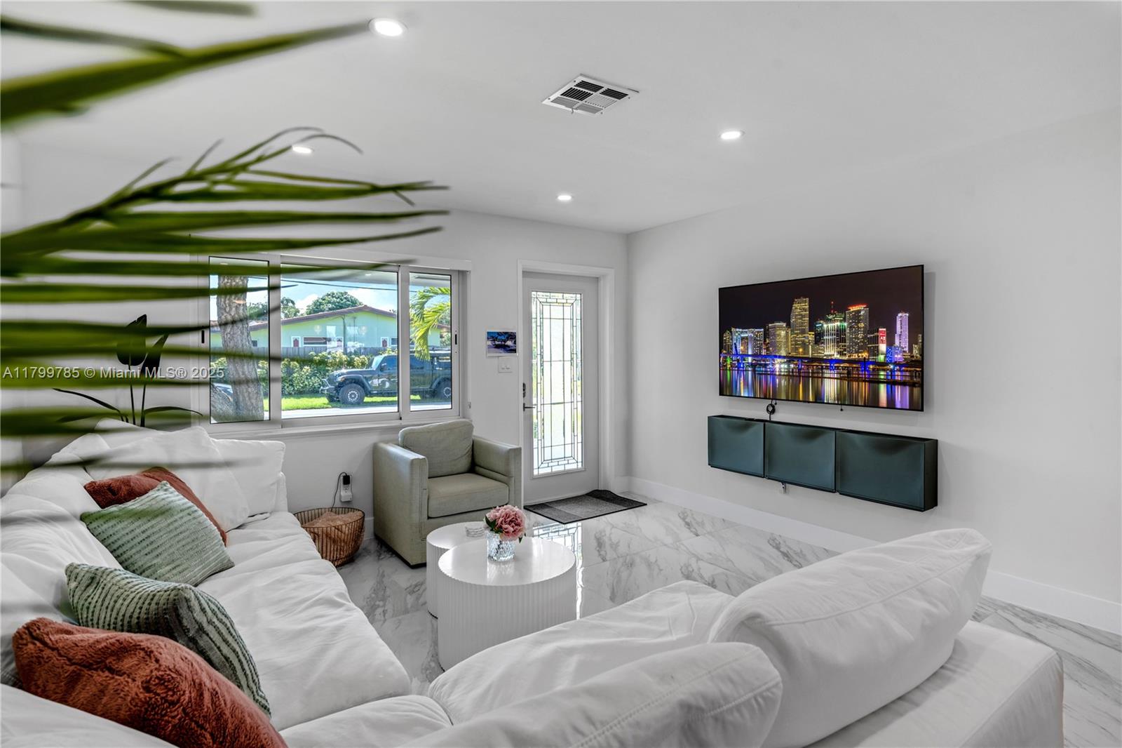 Property photo # 2