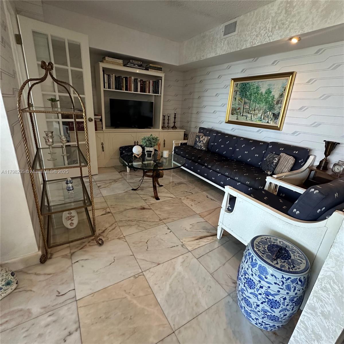 Property photo # 7