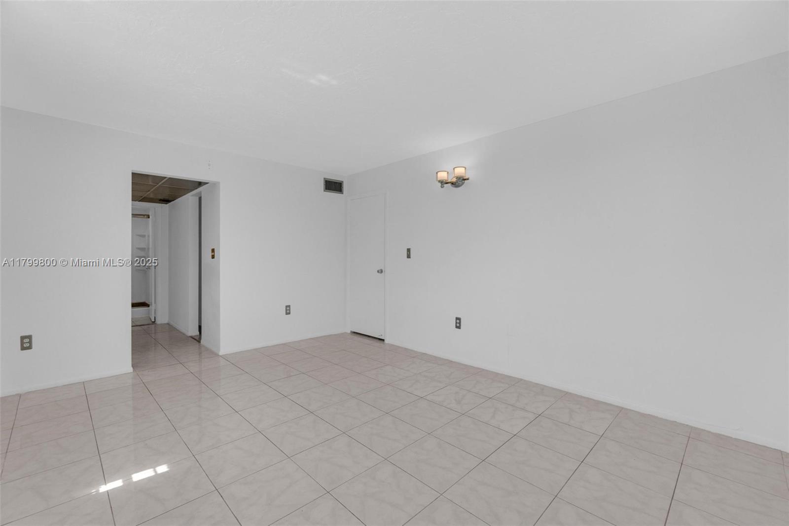 7300 NW 17th St #203, Plantation, Florida image 20