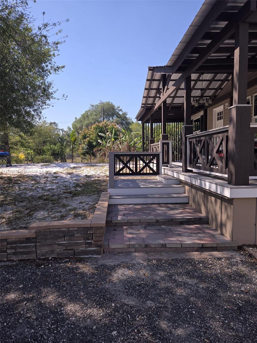 Property photo # 9