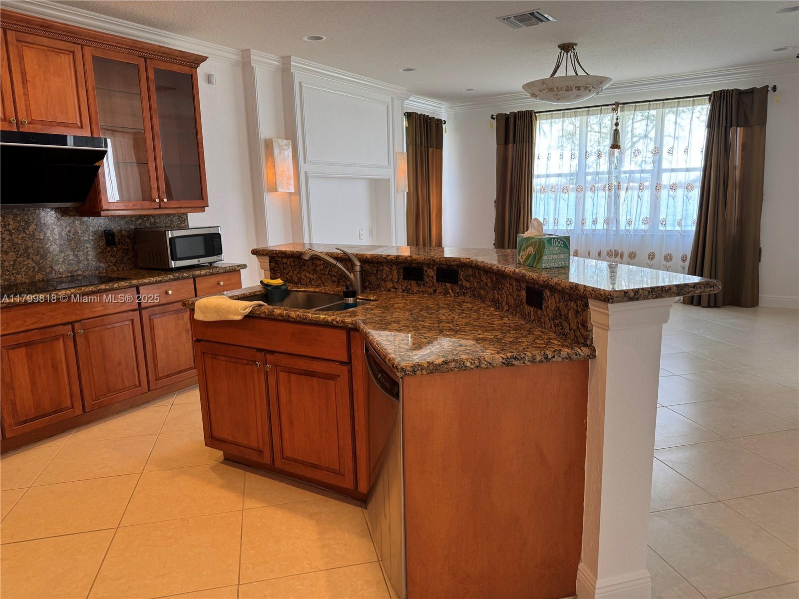 Property photo # 8