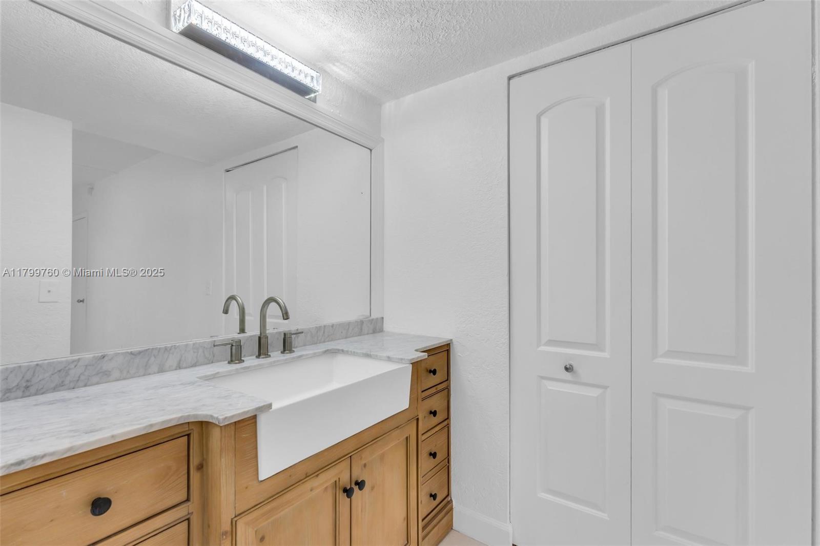 20260 NE 3rd Ct #5, Miami, Florida image 18