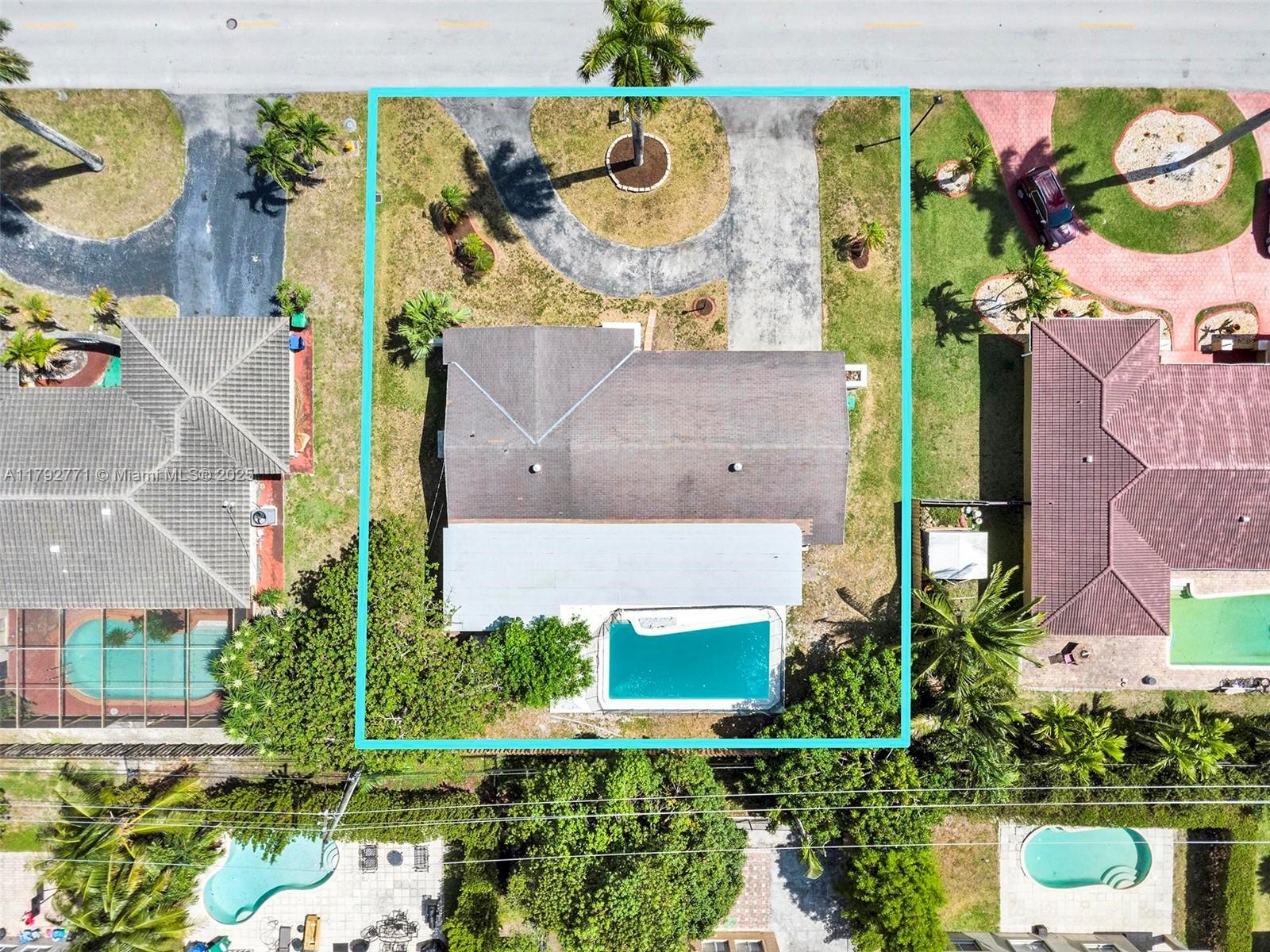 851 NW 203rd St, Miami Gardens, Florida image 45