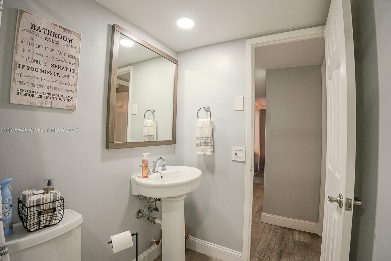 4800 Hillcrest Ln #311, Hollywood, Florida image 26