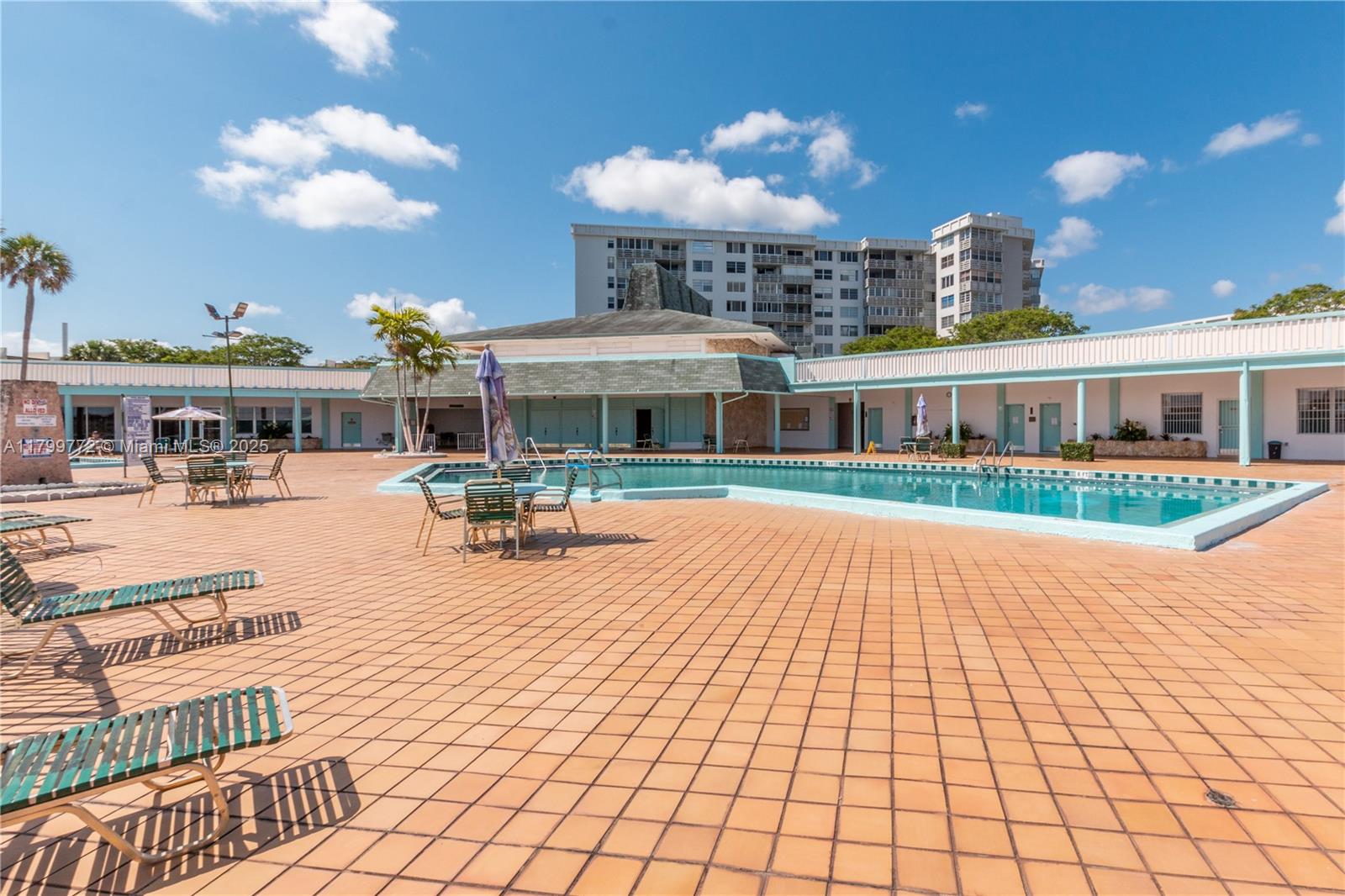 18555 NE 14th Ave #612, Miami, Florida image 27