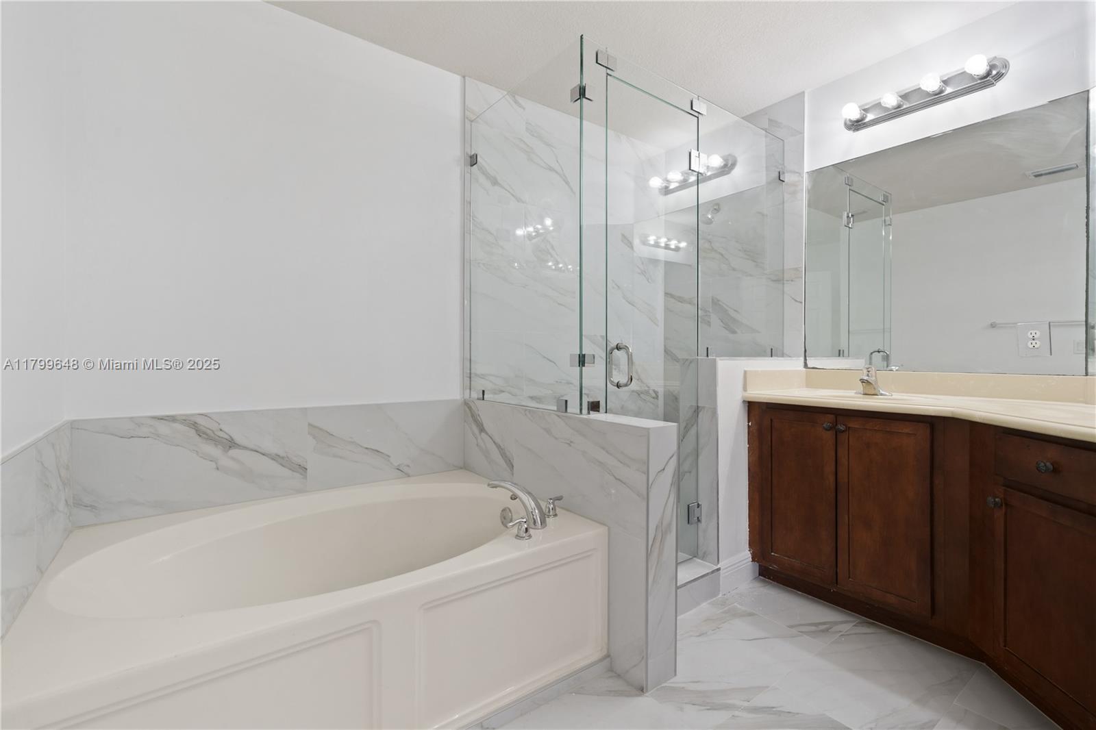 9075 SW 18th St, Miramar, Florida image 24