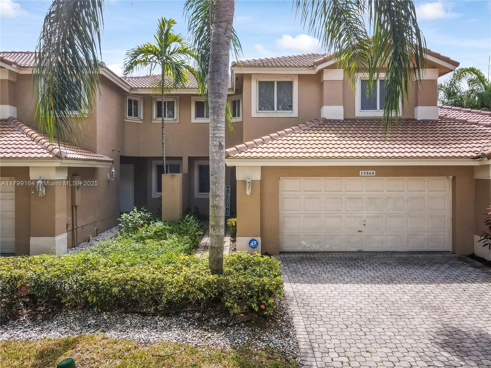 15868 SW 12th St, Pembroke Pines, Florida image 2