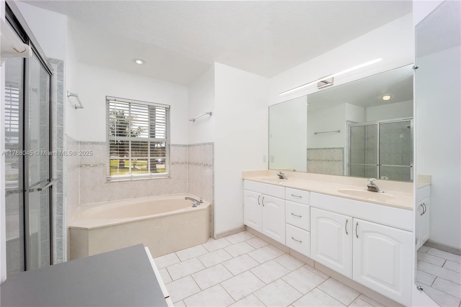 146 NE Blueberry Lane, Jensen Beach, Florida image 16