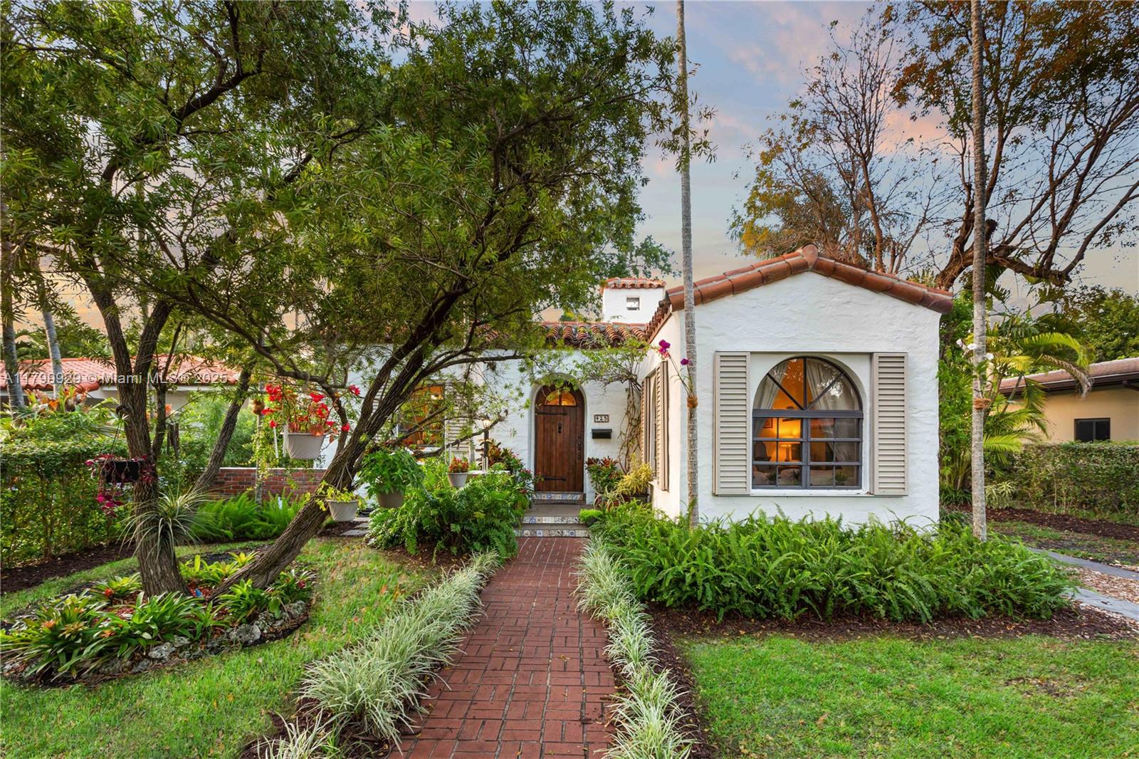 425 Cadagua Ave, Coral Gables, Florida image 1