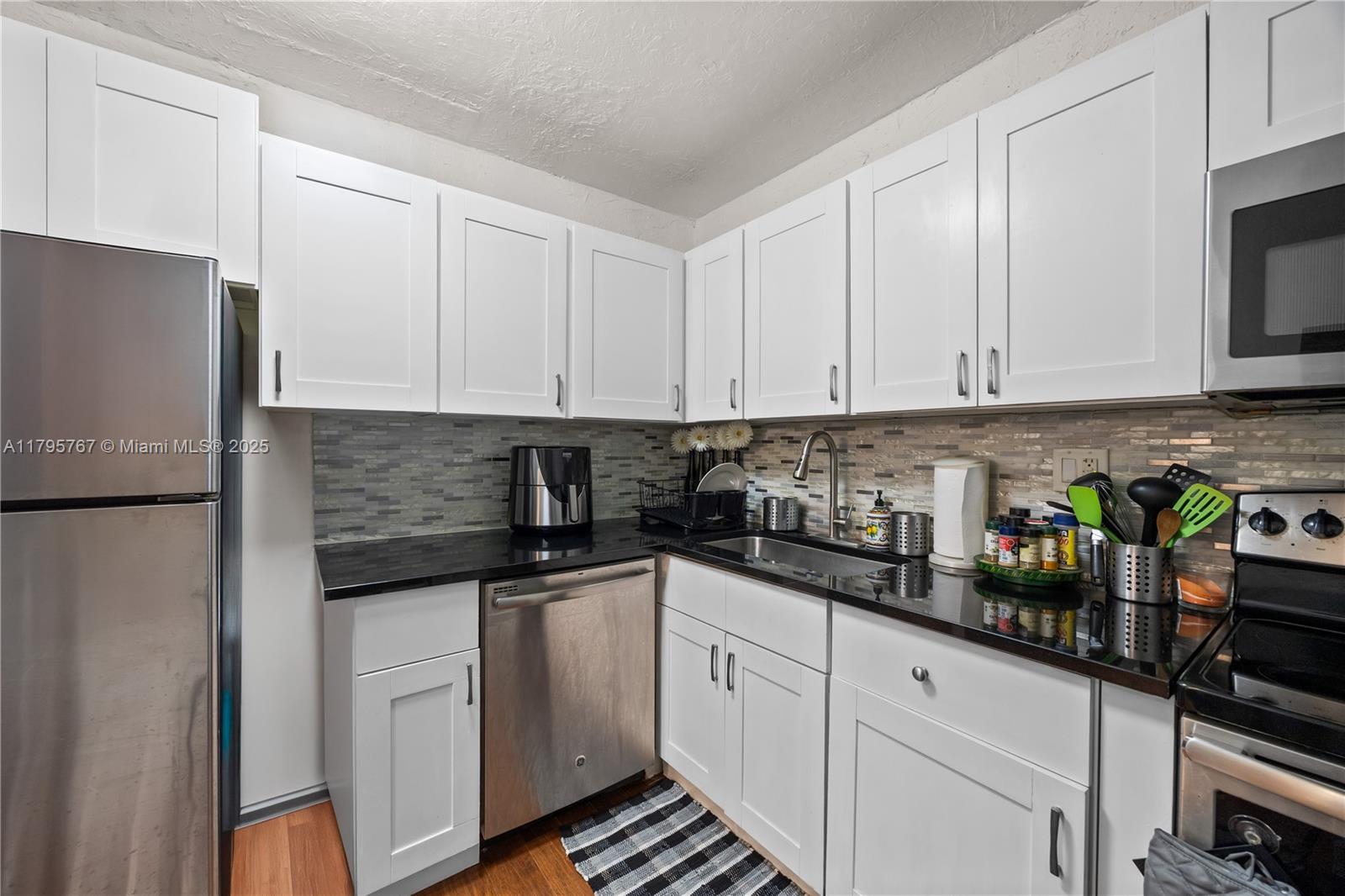 1470 NE 125th Ter #PH9, North Miami, Florida image 15