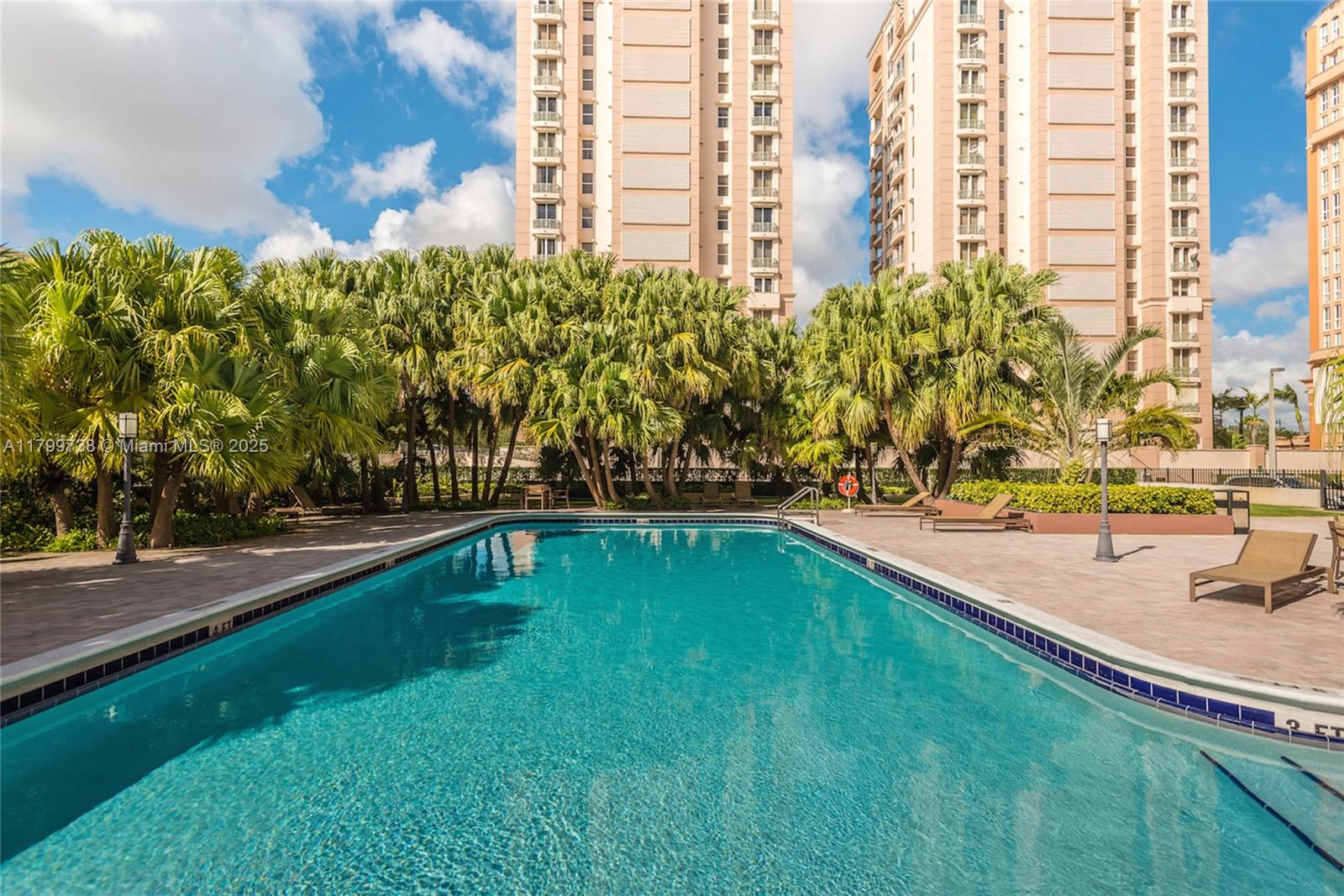 625 Biltmore Way #905, Coral Gables, Florida image 6