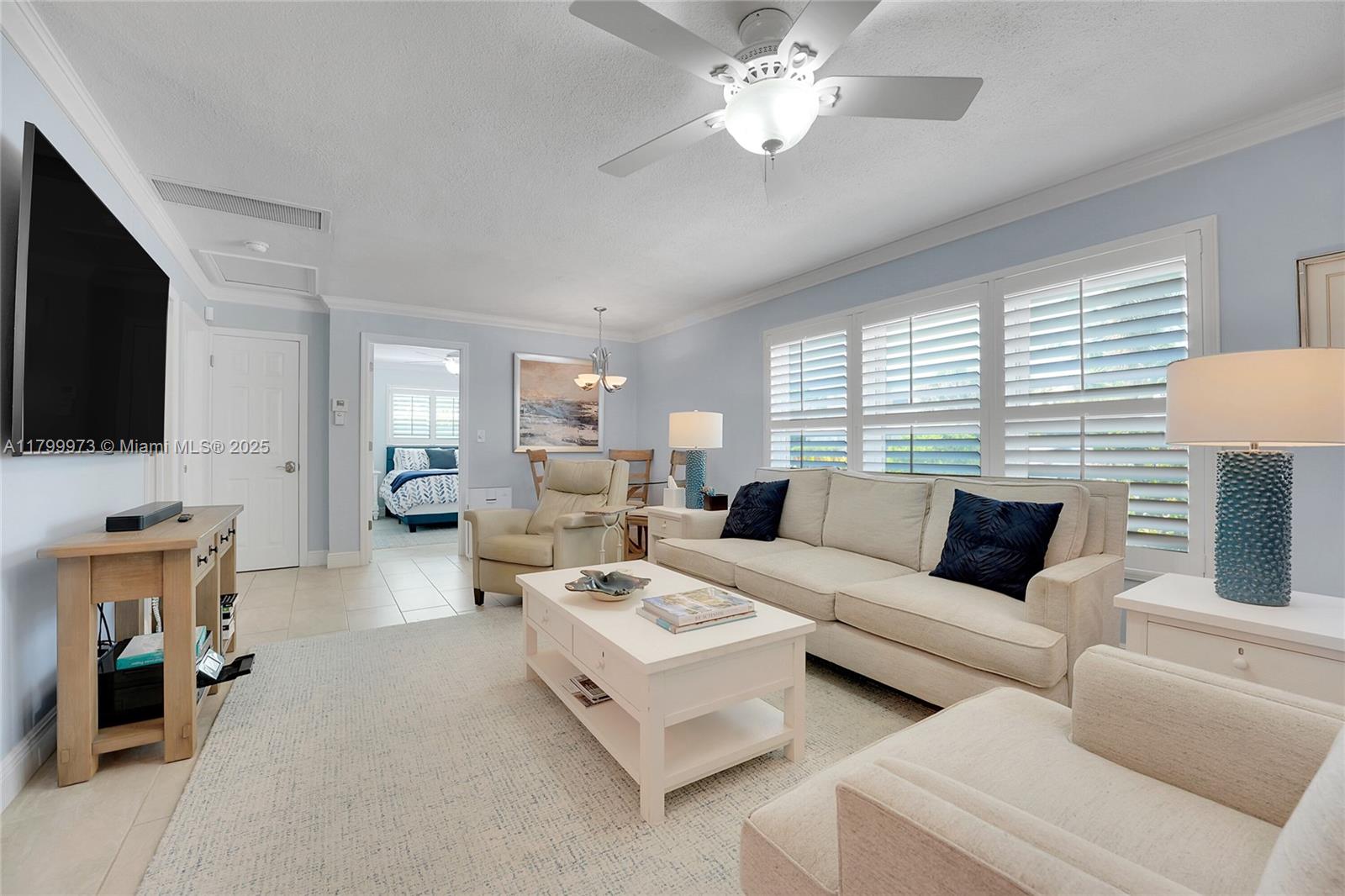 121 Tacoma Ln, Palm Beach Shores, Florida image 9