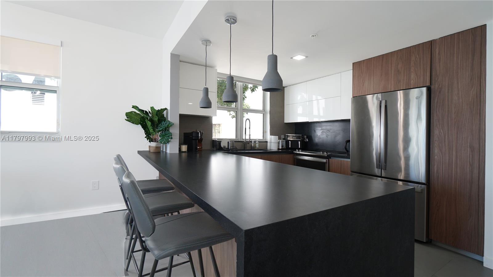 Property photo # 4