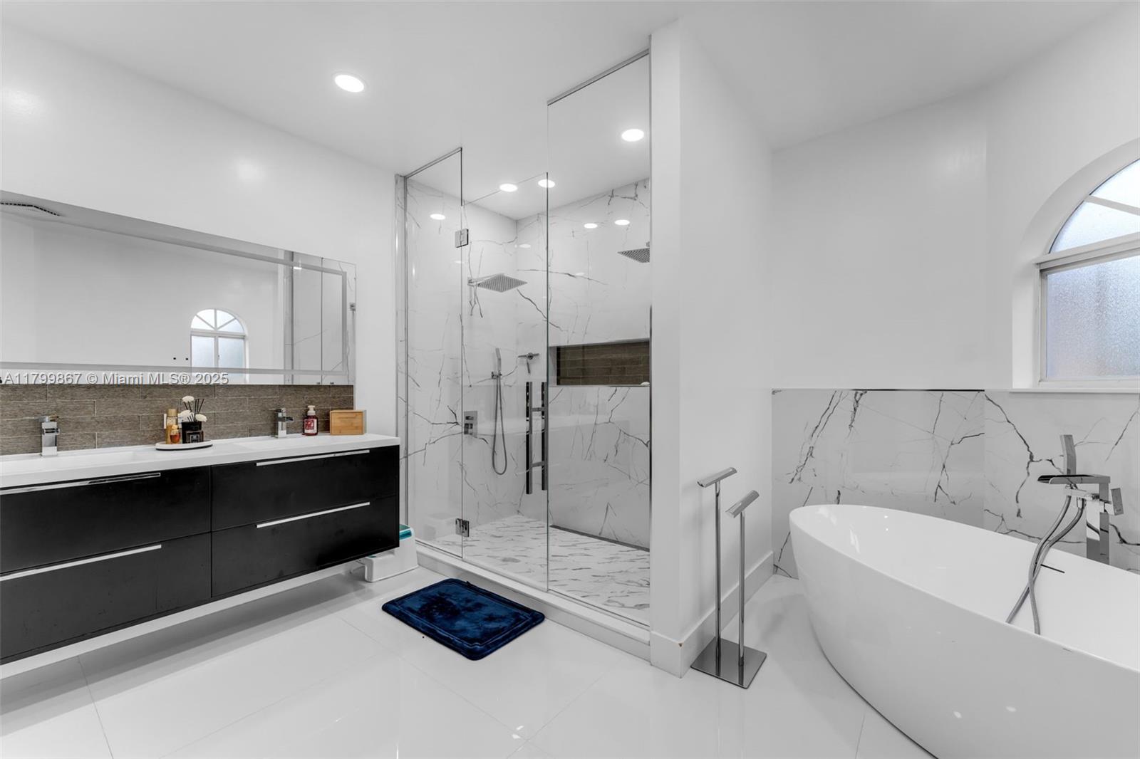 15680 SW 12th Ter, Miami, Florida image 23