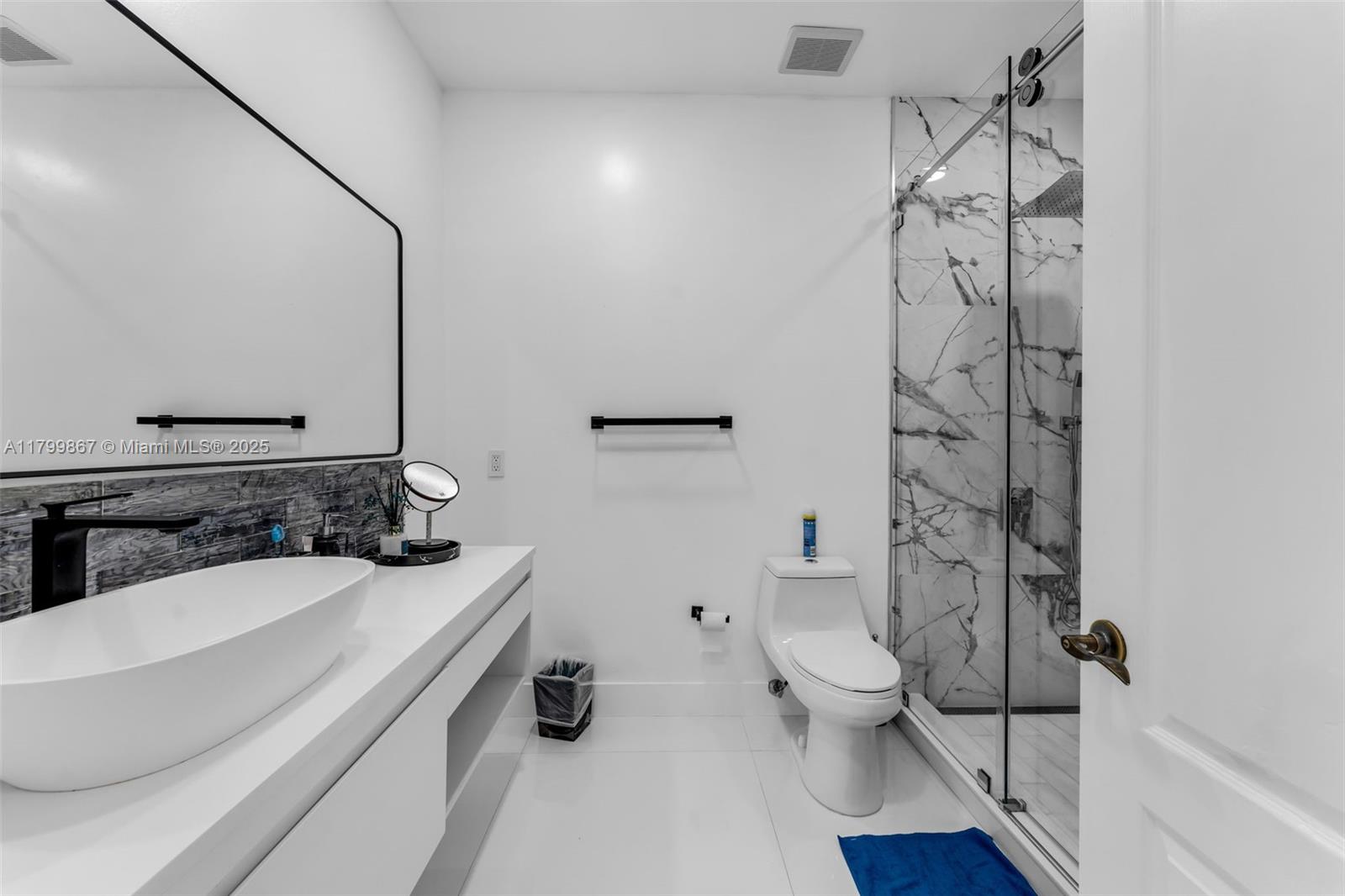 15680 SW 12th Ter, Miami, Florida image 25