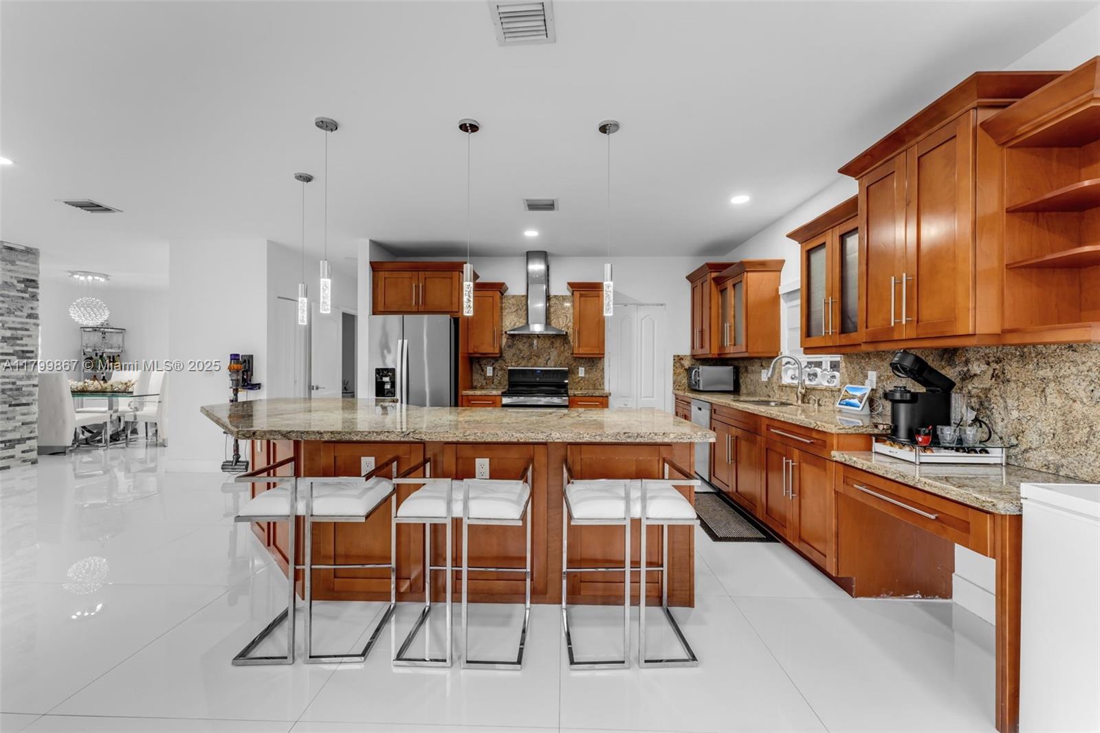 15680 SW 12th Ter, Miami, Florida image 8