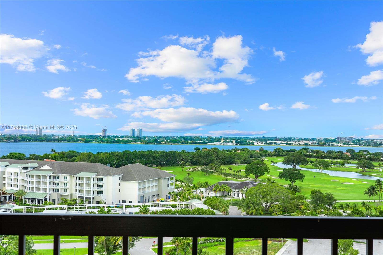 2450 Presidential Way #1607, West Palm Beach, Florida image 11