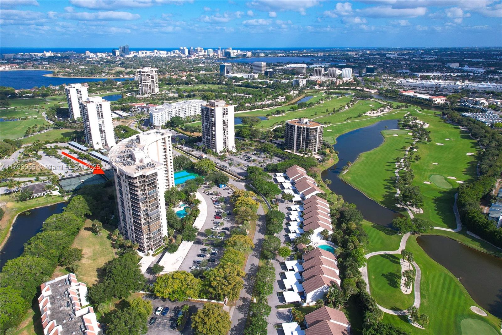 2450 Presidential Way #1607, West Palm Beach, Florida image 43