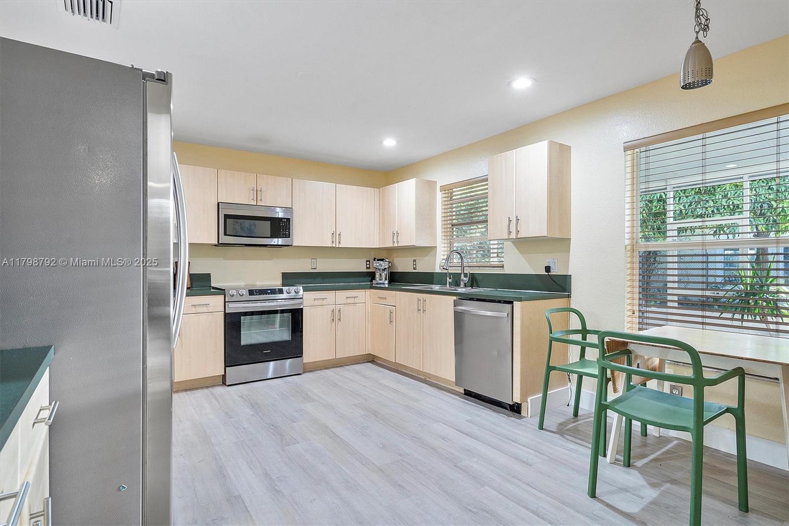 4161 W Silverado Cir, Davie, Florida image 11