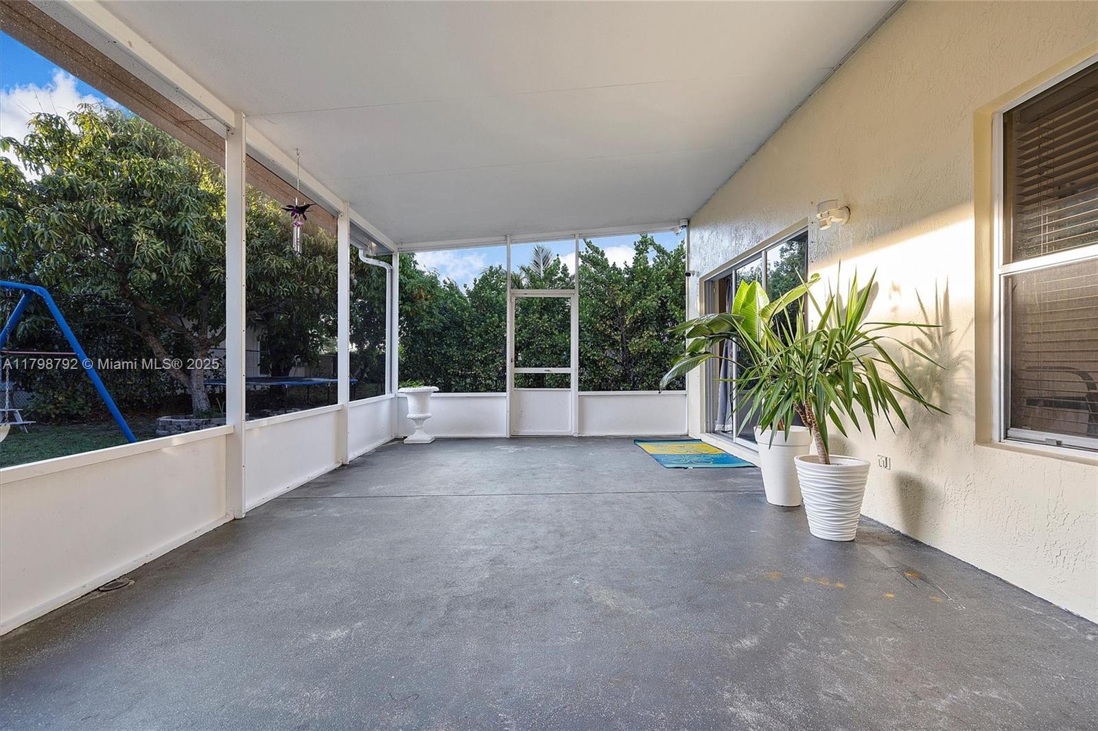 4161 W Silverado Cir, Davie, Florida image 29