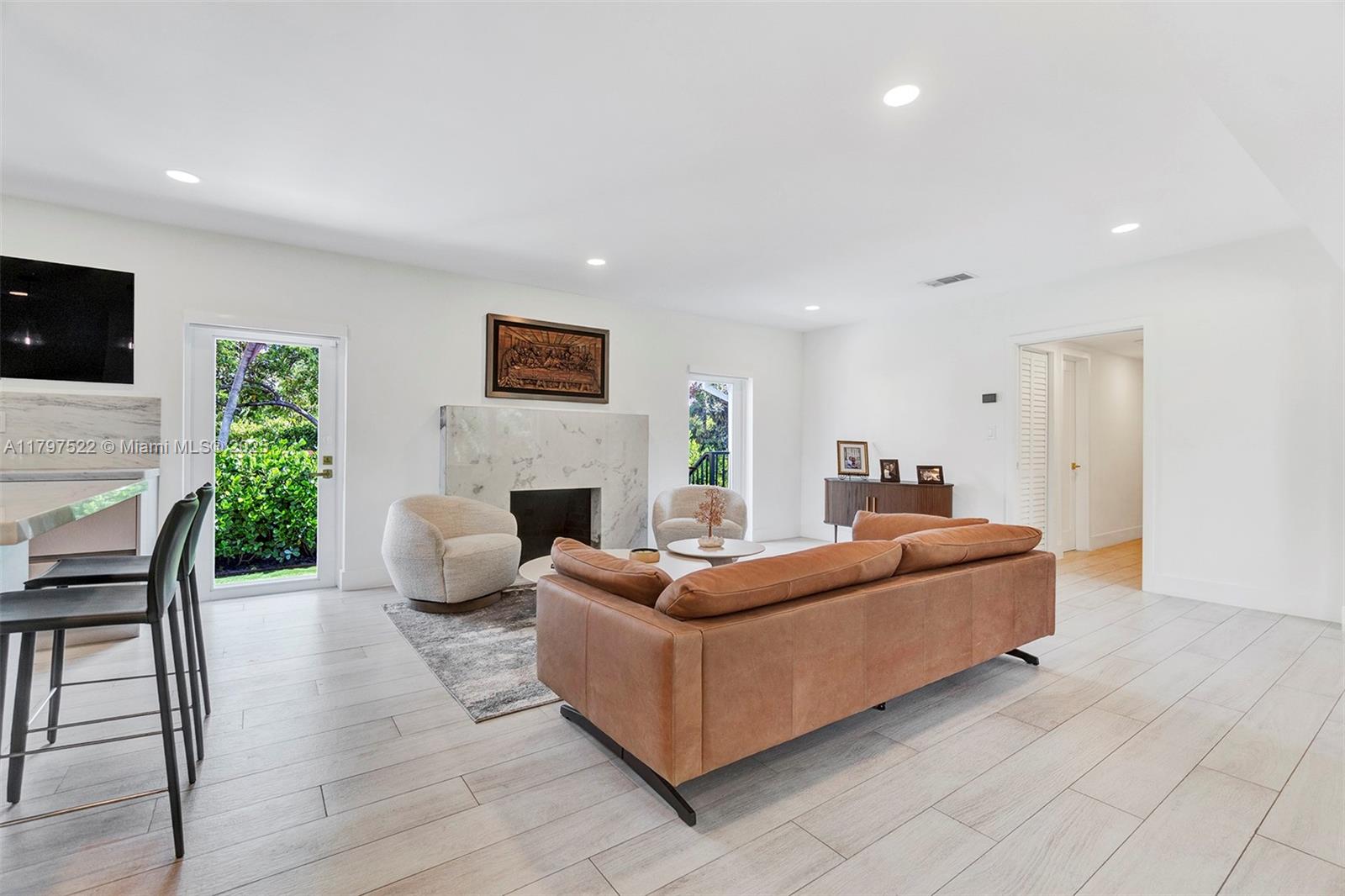 515 NE 115th St, Biscayne Park, Florida image 12
