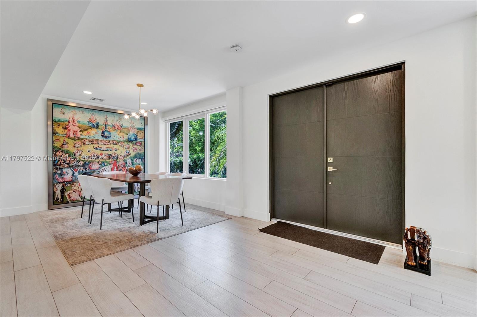 515 NE 115th St, Biscayne Park, Florida image 15