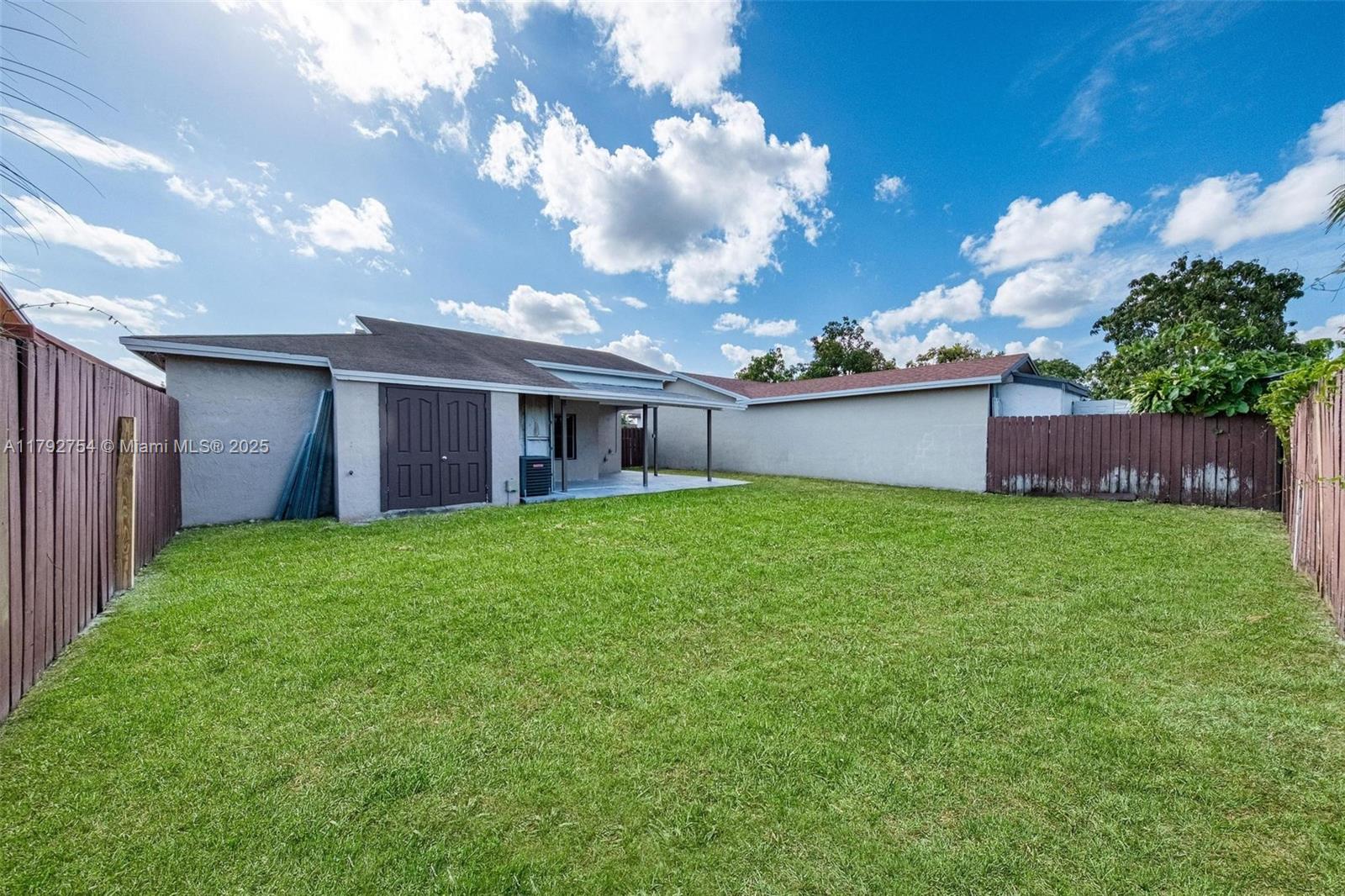 19231 SW 121st Ave, Miami, Florida image 19