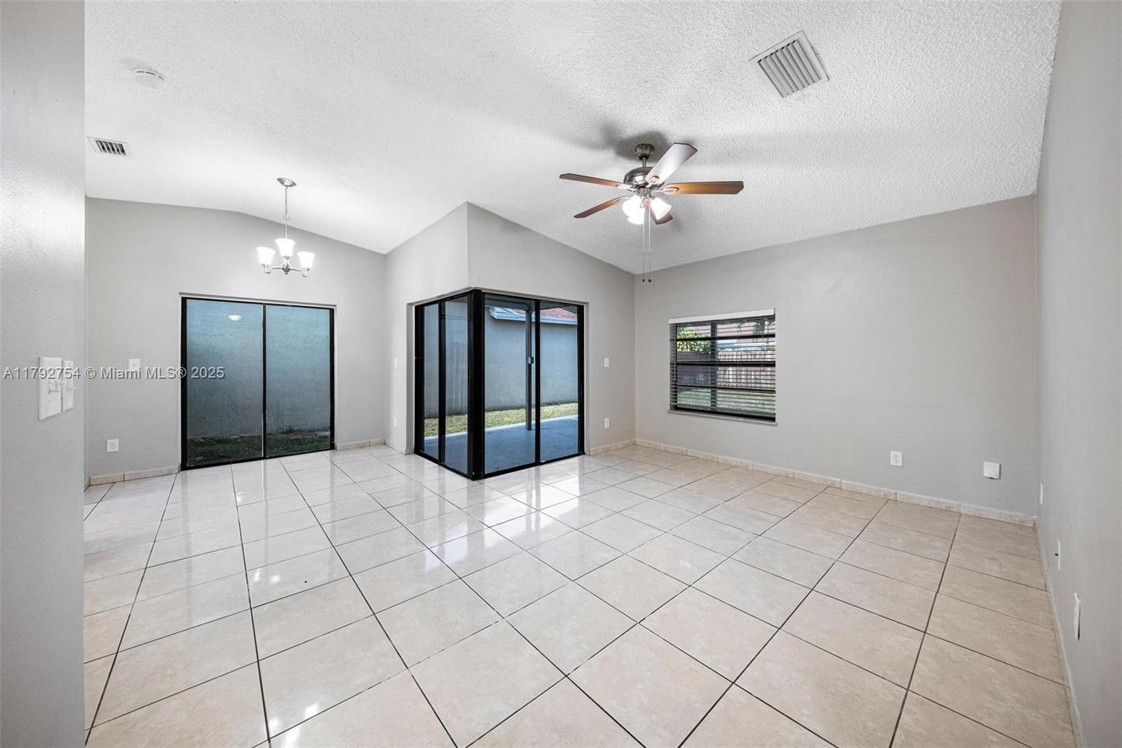 19231 SW 121st Ave, Miami, Florida image 24