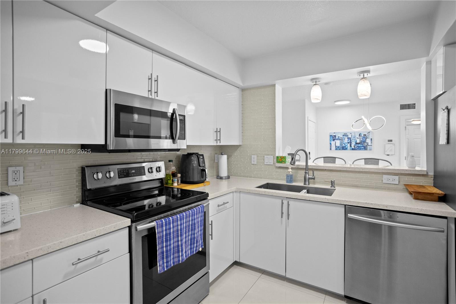 Property photo # 0