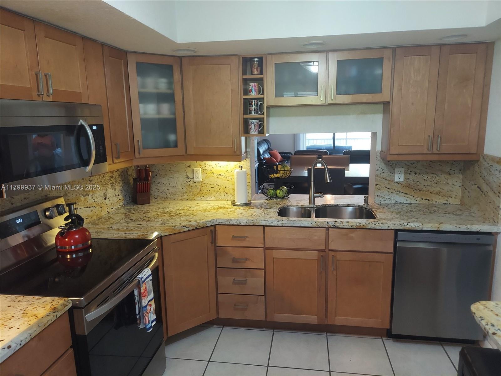 Property photo # 0