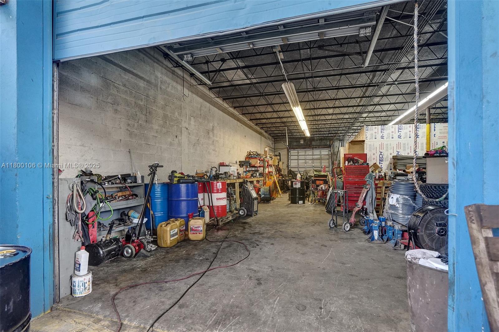 850 NW 12th Ter, Pompano Beach, Florida image 22