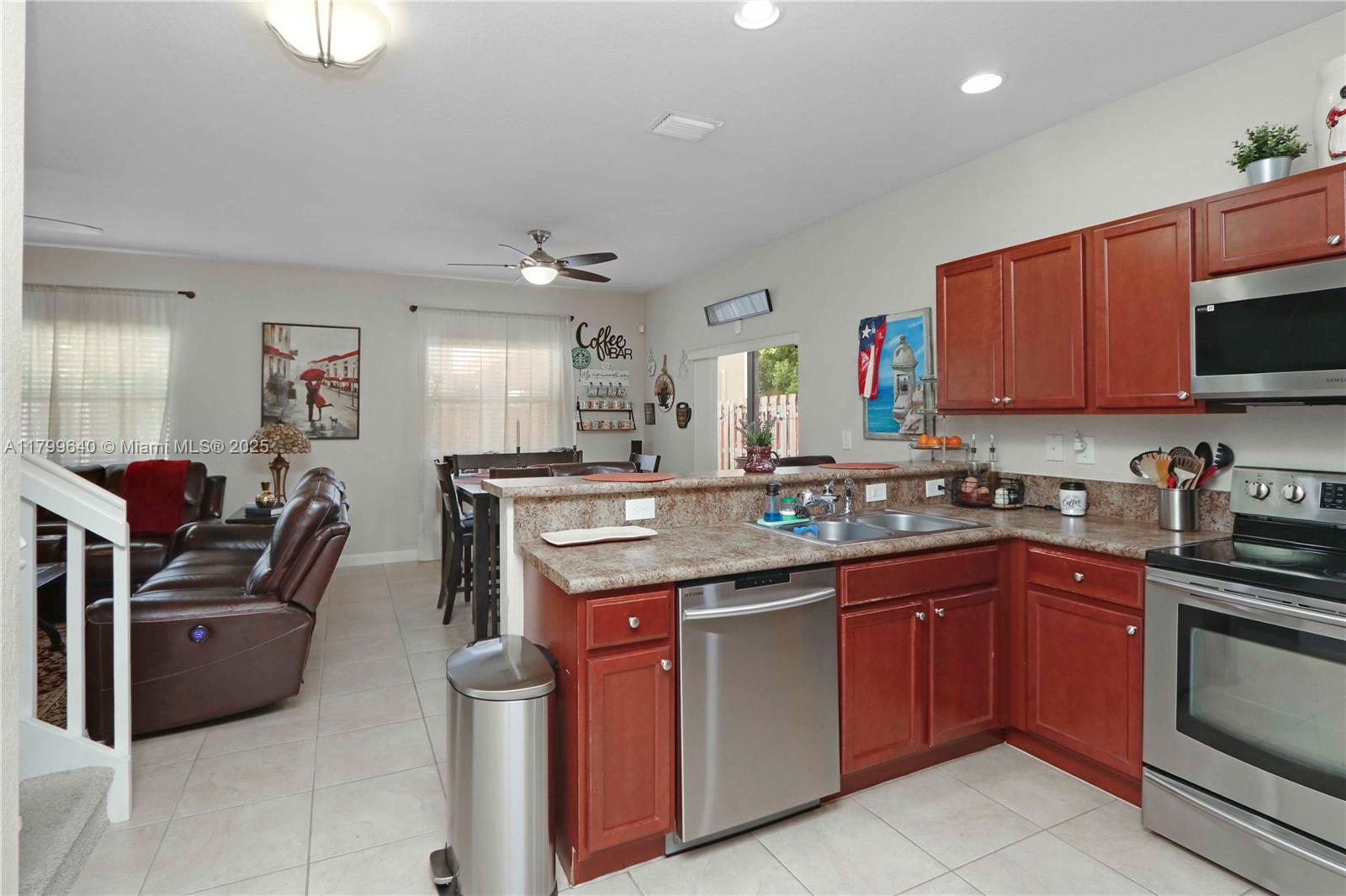 8897 SW 229th St, Cutler Bay, Florida image 11