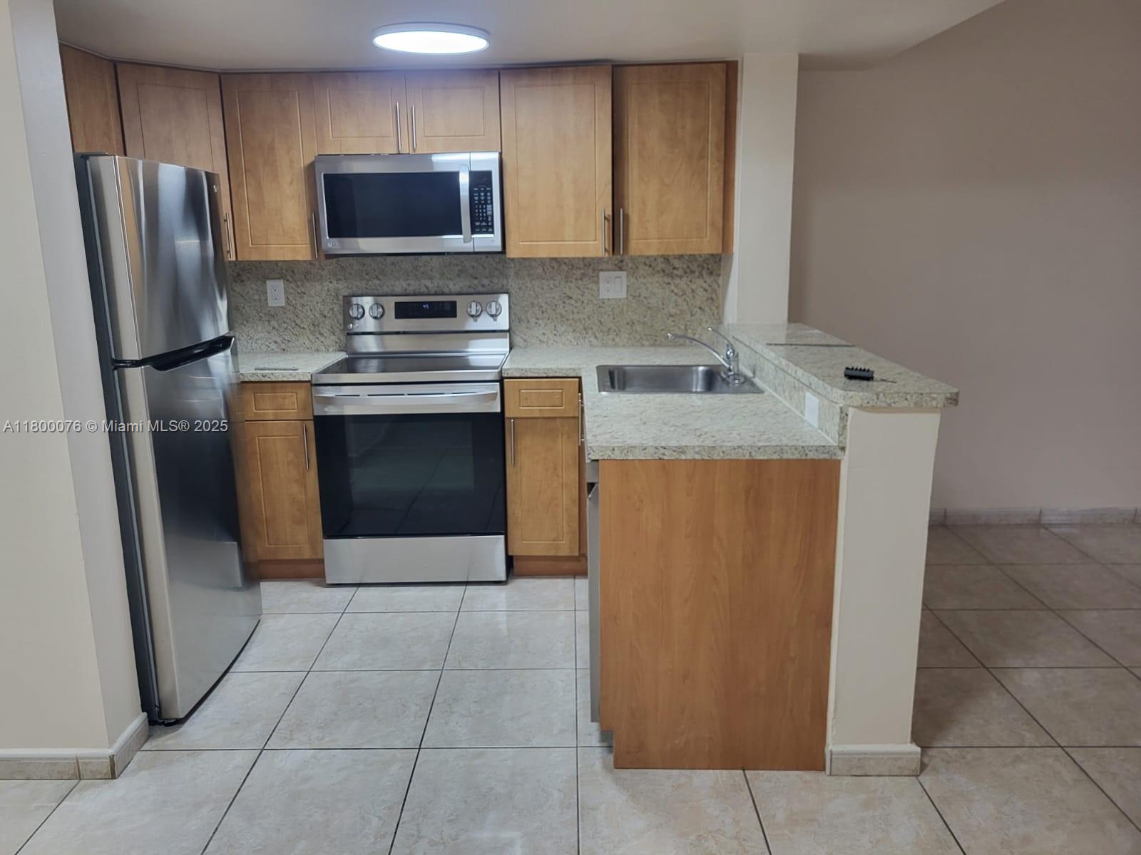 Property photo # 4