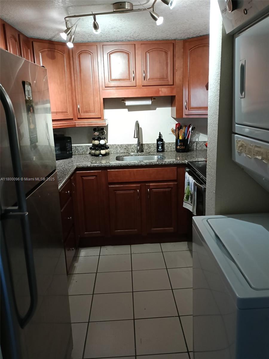 Property photo # 8