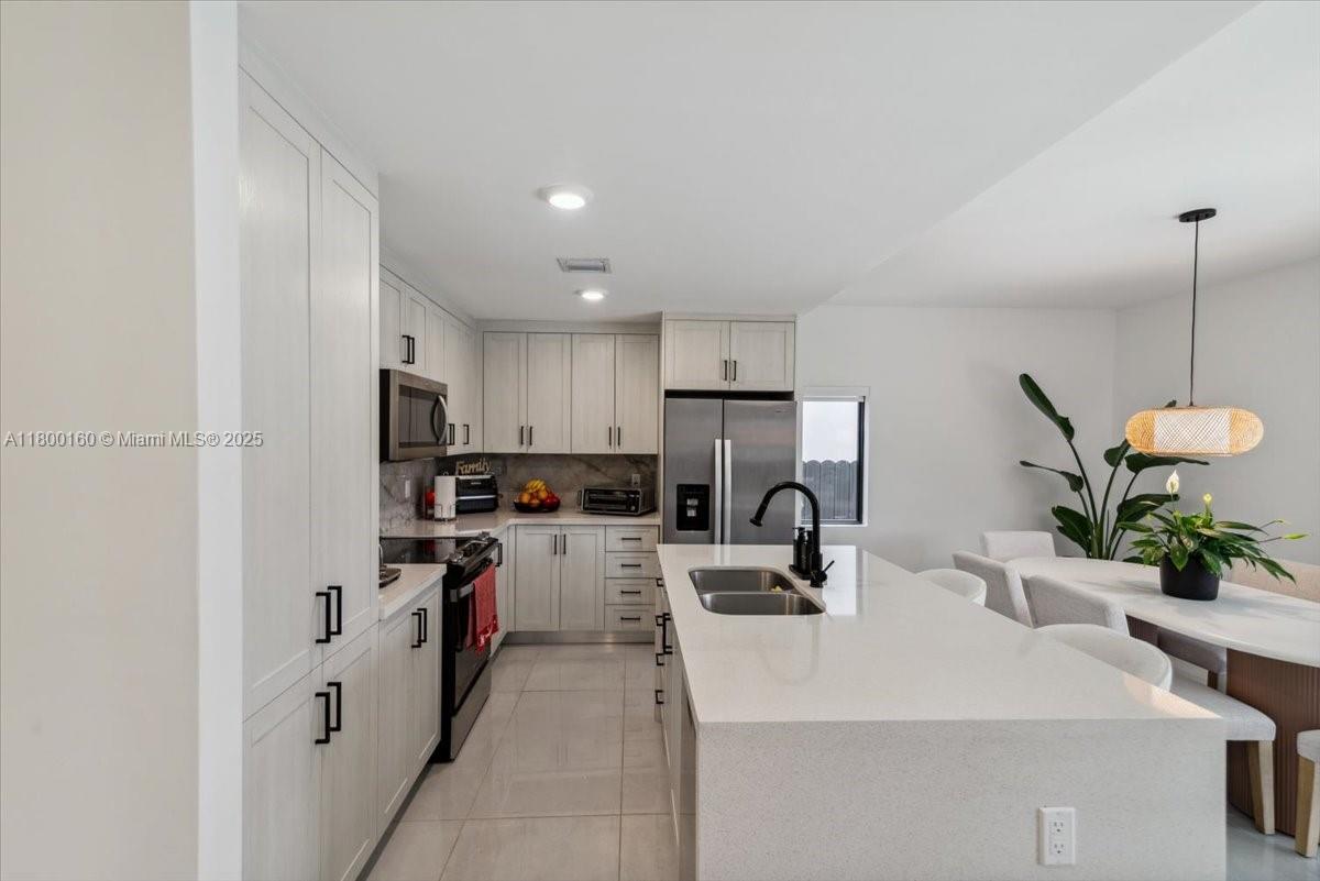 1396 NW 3rd St, Florida City, Florida image 15