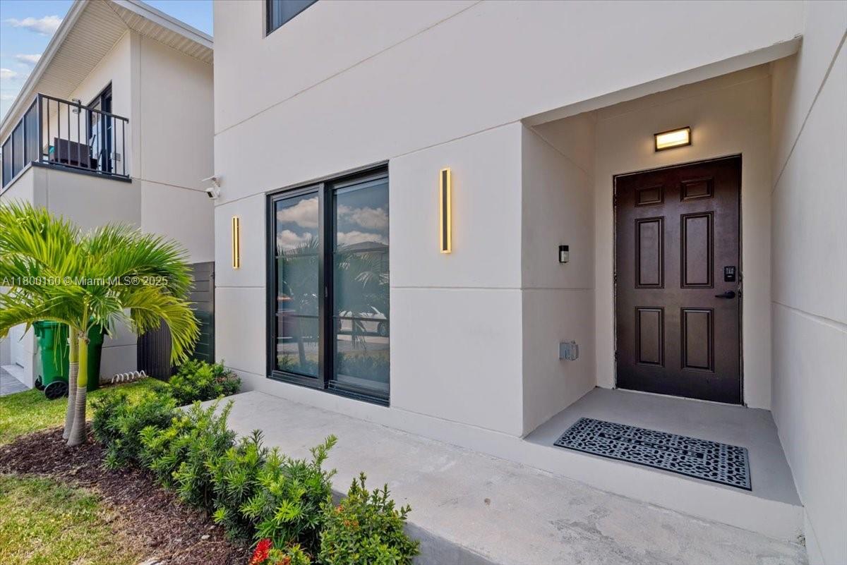 1396 NW 3rd St, Florida City, Florida image 6