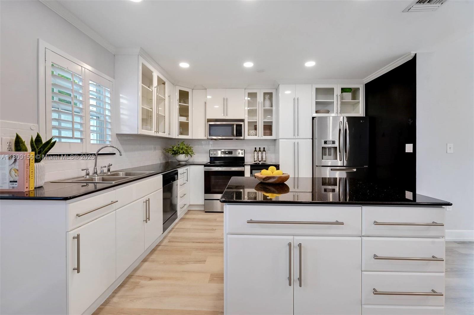 3172 Virginia Street, Coconut Grove, Florida image 10