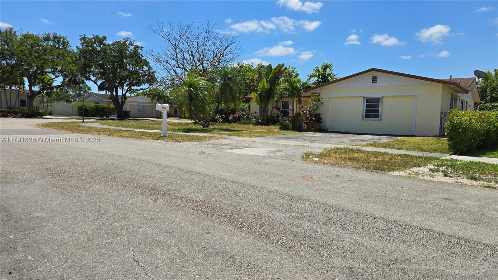 12900 SW 81st St, Kendall, Florida image 3