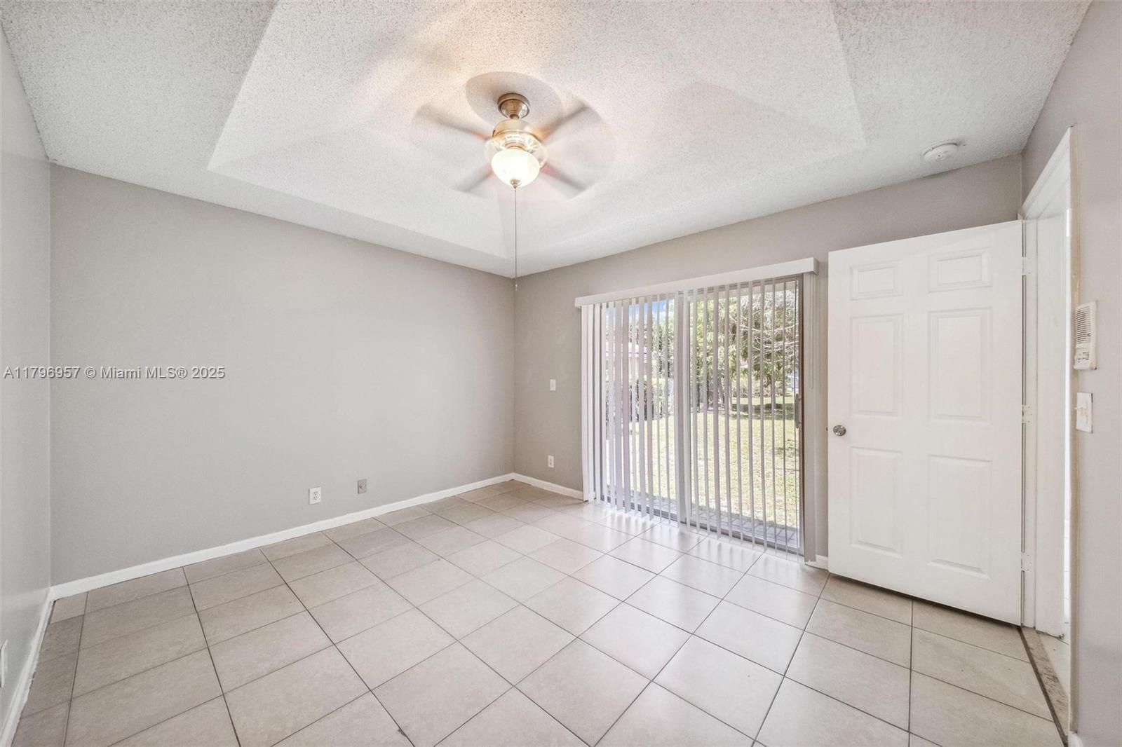 7196 Sienna Ridge Ln, Lauderhill, Florida image 24