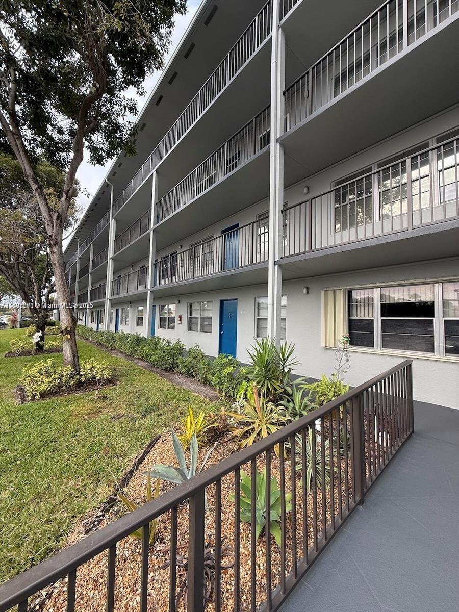 Property photo # 9