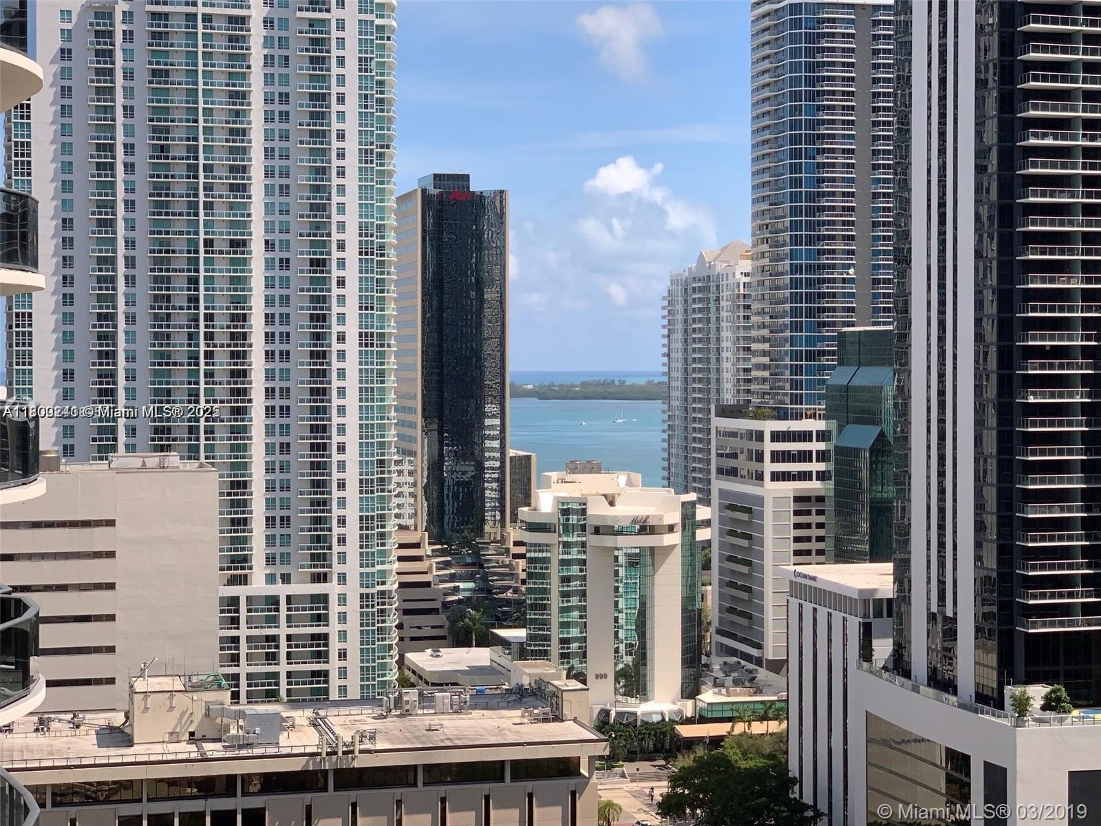 Condo for Sale in Miami, FL