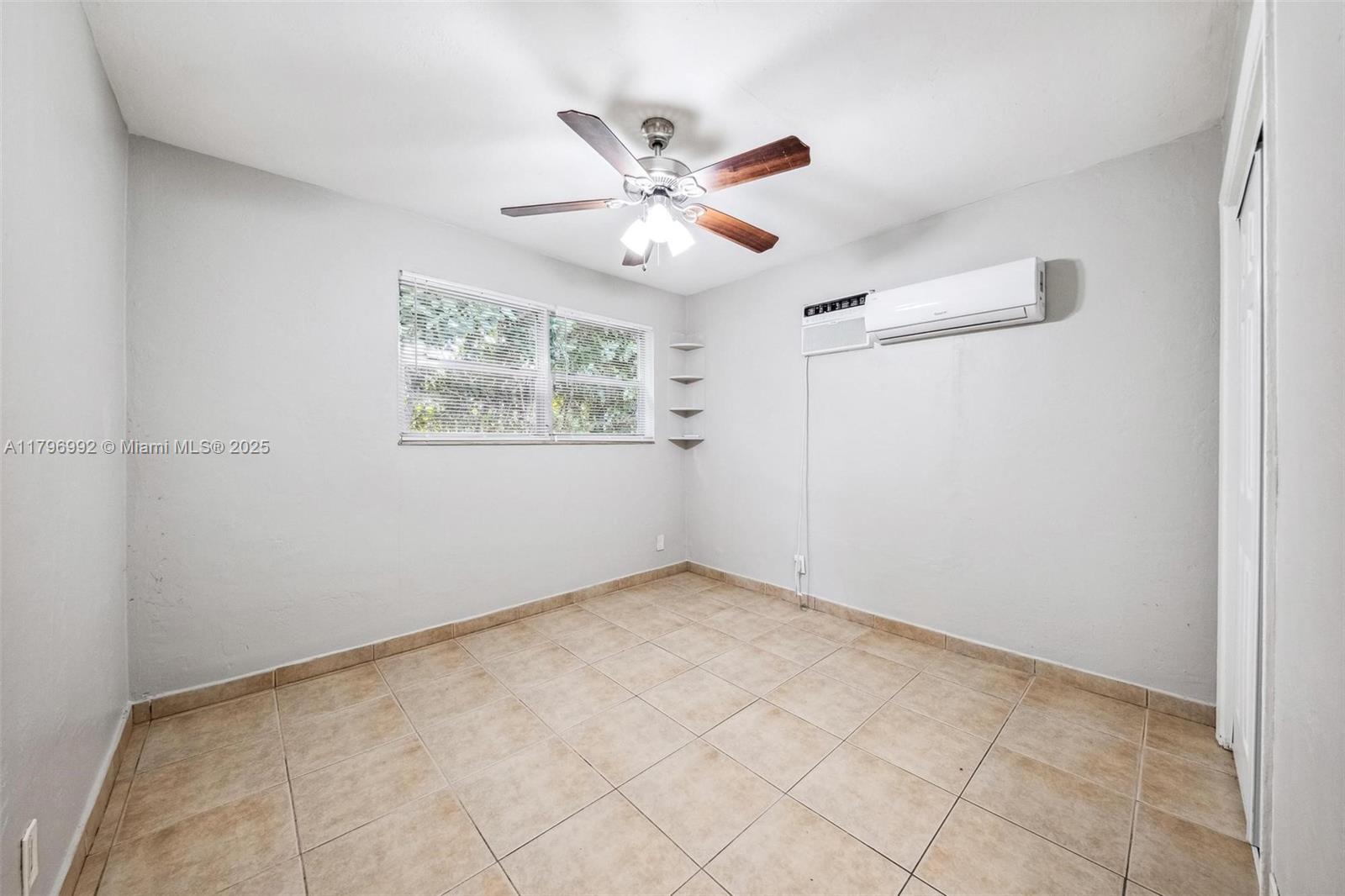 5720 SW 40th Ct, West Park, Florida image 14