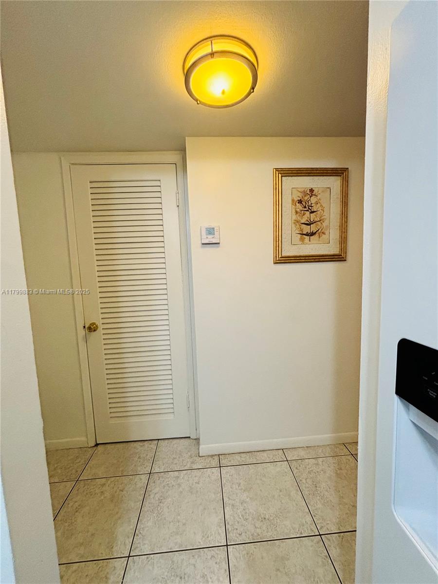 940 Hillcrest Ct #112, Hollywood, Florida image 10