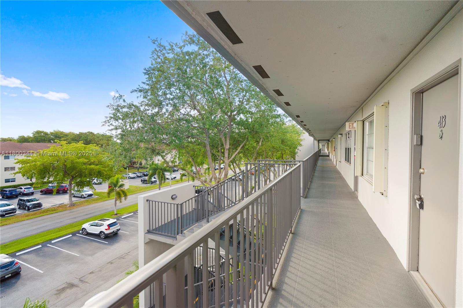 300 SW 134th Way #413E, Pembroke Pines, Florida image 4