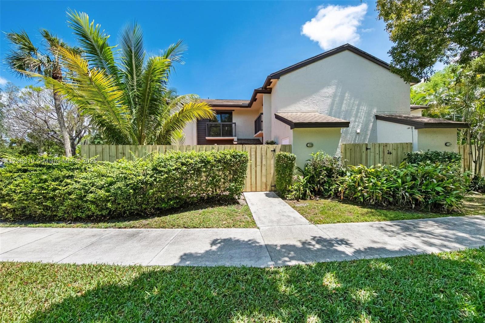Property photo # 0
