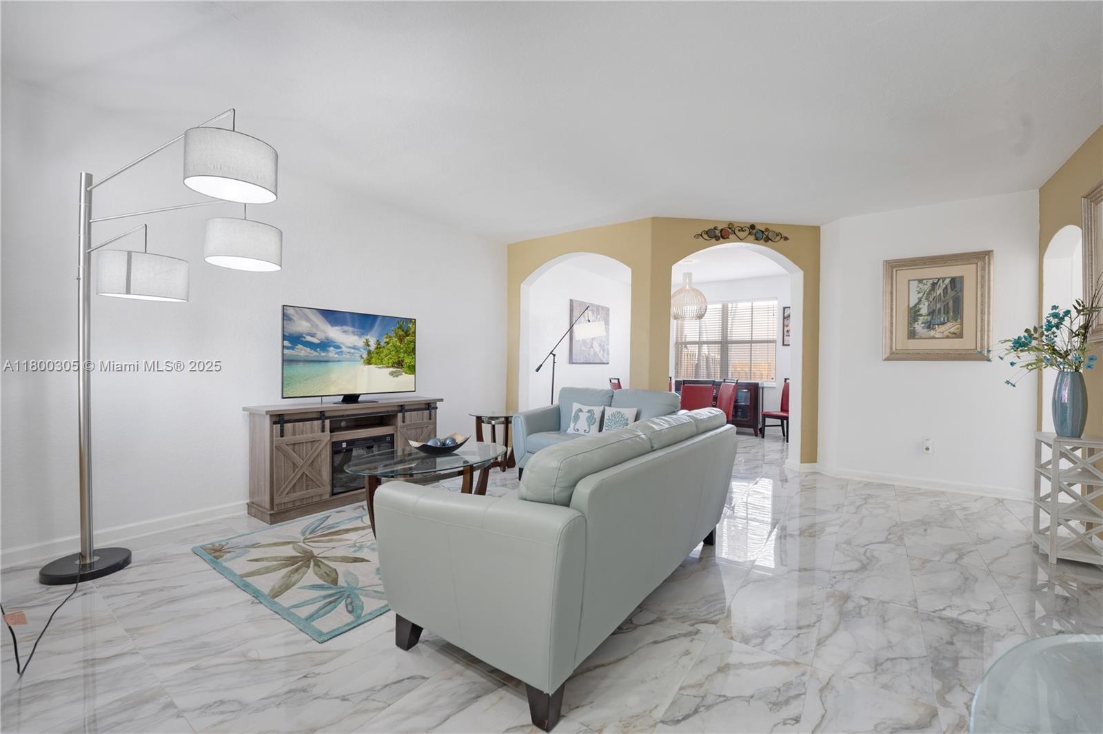 11324 NW 74th Ter, Doral, Florida image 2