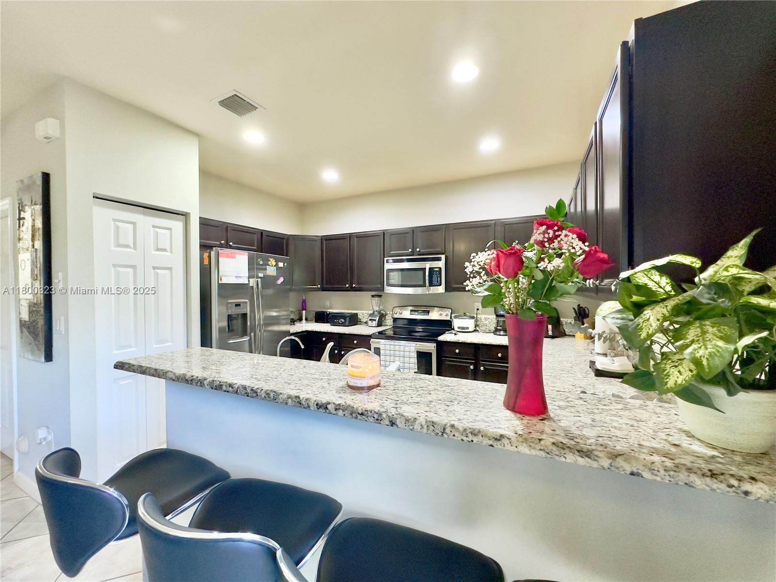 Property photo # 6