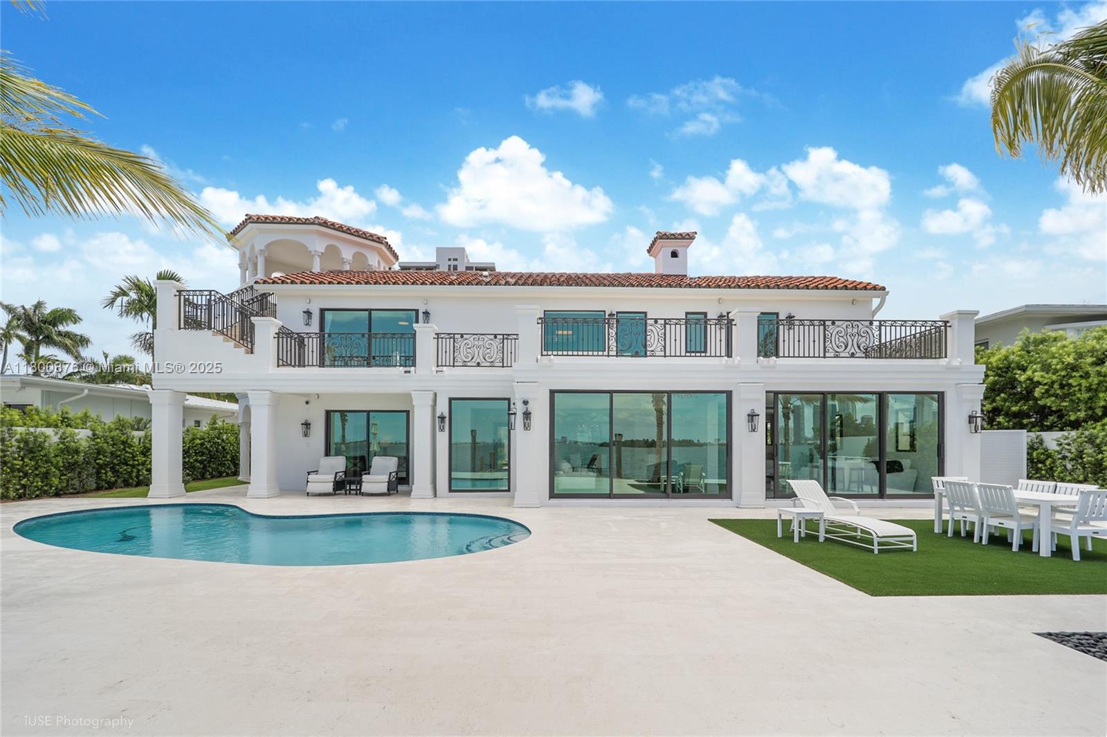 1001 N Venetian Dr, Miami, Florida image 37